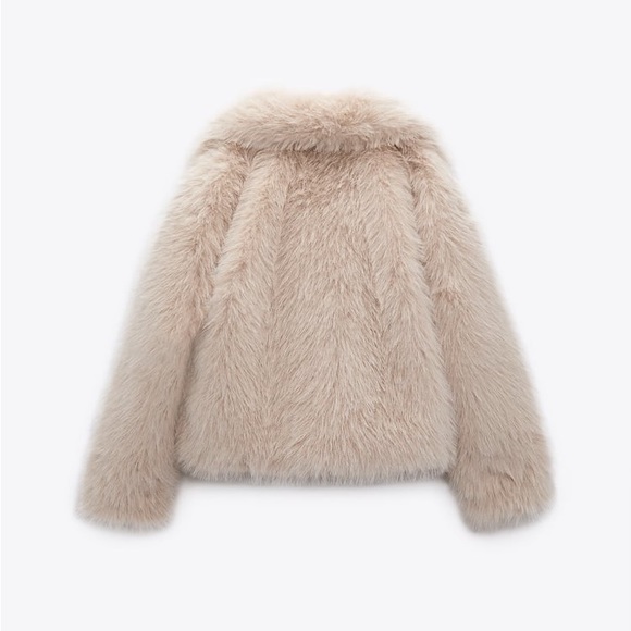 SOLD | NWT Faux Fur ZARA Jacket in Cream / Light Beige Size US Women’s M - Picture 5 of 11